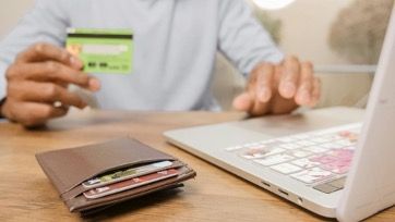 7 eCommerce Trends to Keep an Eye on in 2025