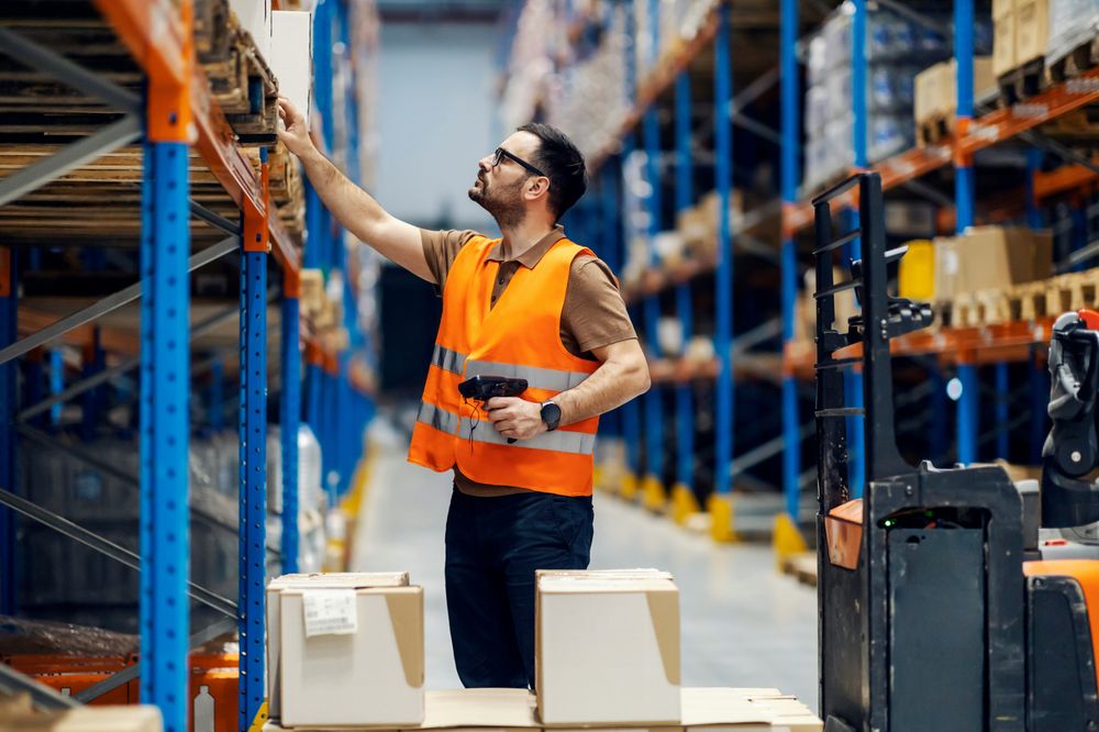 What Does a Fulfillment Center Do?