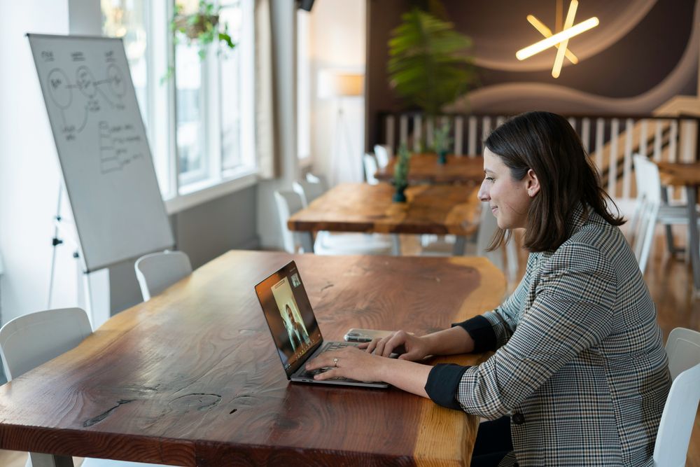 What's "Too Much" vs "Too Little" Communication? What's Actually Normal?