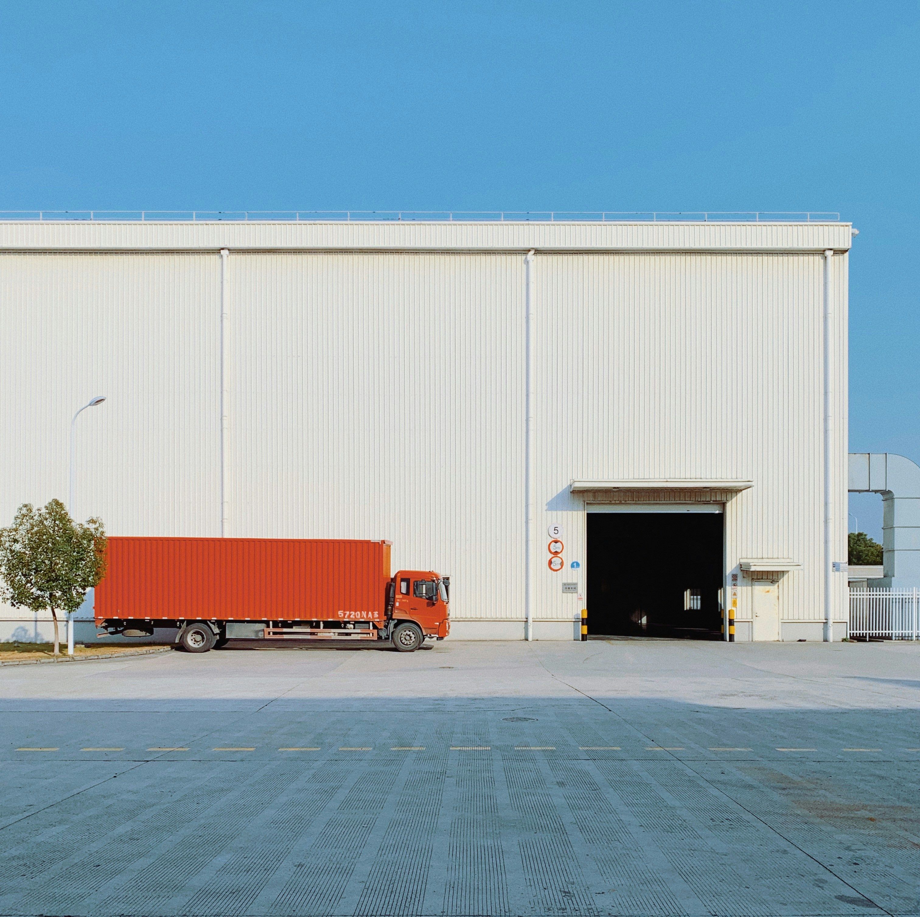 LTL vs FTL Freight: What's the Difference?